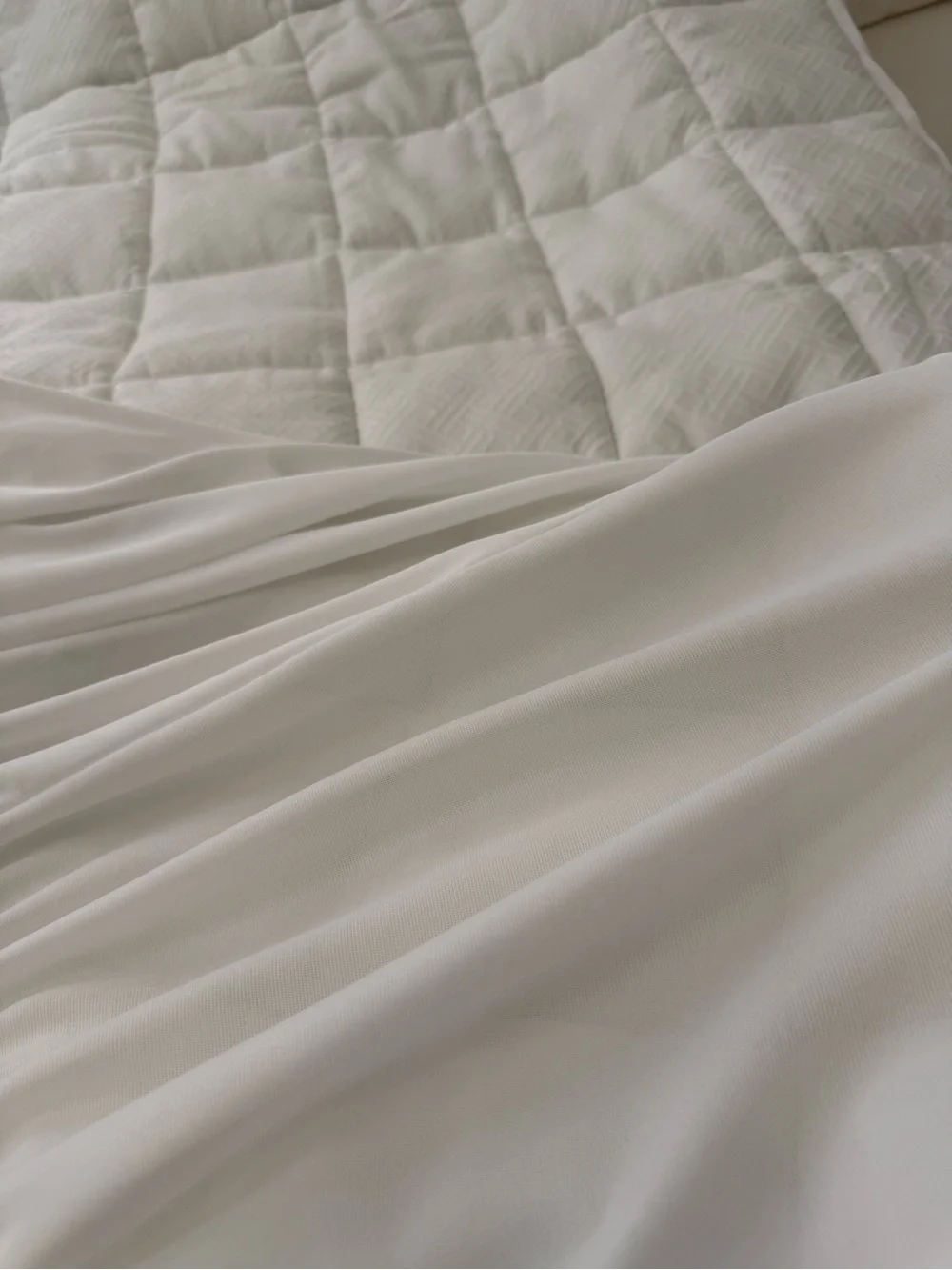 White Quilted mattress cover TWIN size